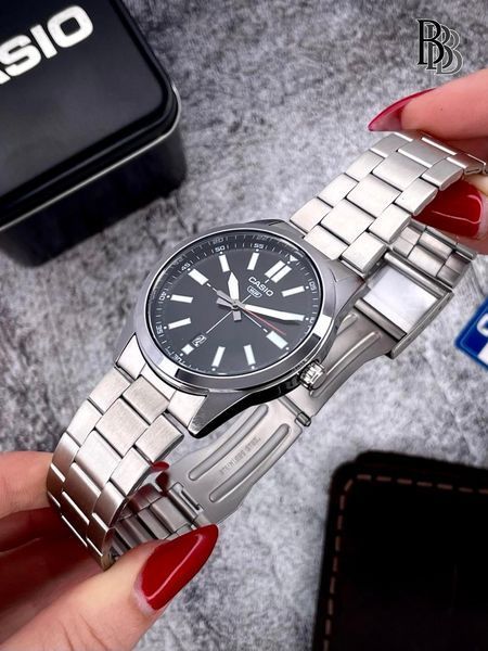 Чоловічий годинник Casio MTP-VD02D-1E MTP-VD02D-1E фото