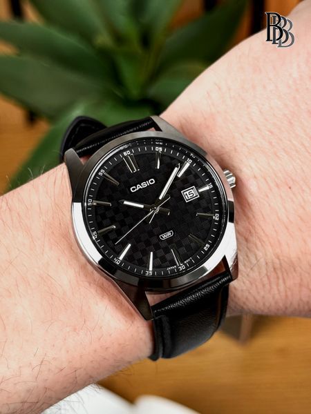 Чоловічий годинник Casio MTP-VD03L-1A MTP-VD03L-1A фото