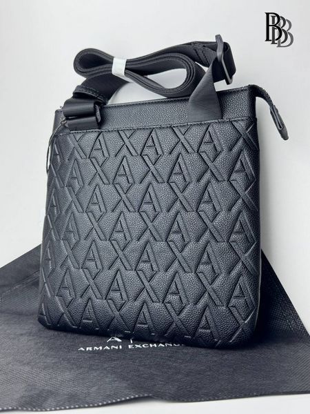 Чоловіча сумка Armani Exchange Shoulder Bag With Logo Texture AF12133 фото
