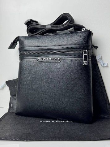 Чоловіча сумка Armani Exchange Shoulder Bag With External Pocket AF17205 фото