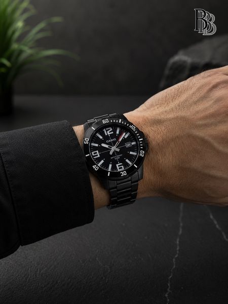 Чоловічий годинник Casio MTP-VD01B-1B MTP-VD01B-1B фото